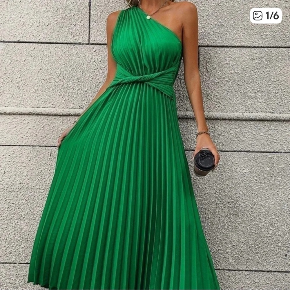 green Pleated Maxi Dress - occasions - Picture 5 of 6